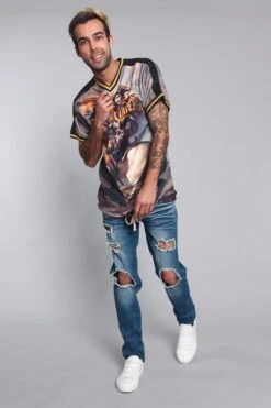 Distressed Fade Denim Jeans -Victorious DL1233 IND 7