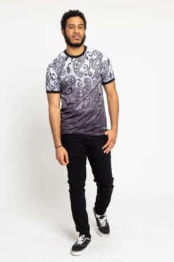 Paisley Gradient Ombre T-Shirt -Victorious TS7340 BLK 5