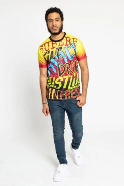 Big Graffiti T-Shirt -Victorious TS7362 RED 5