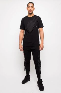 Front Tech Pack Pocket T-Shirt -Victorious TS7366 BLK 5