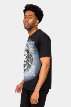 Paisley Print Embossed Lion T-Shirt -Victorious TS7408 BWT 2
